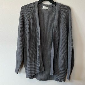Urban Outfitters Grey Cardigan Size Small